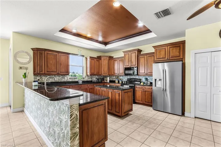 2441 Nw 9th Ter, Cape Coral, Florida 33993