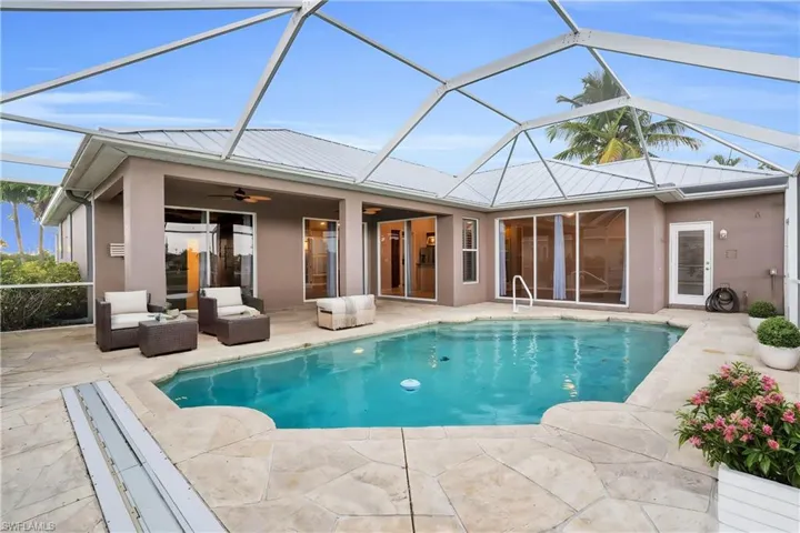 1918 SW 15th  AVE, Cape Coral, FL 33991