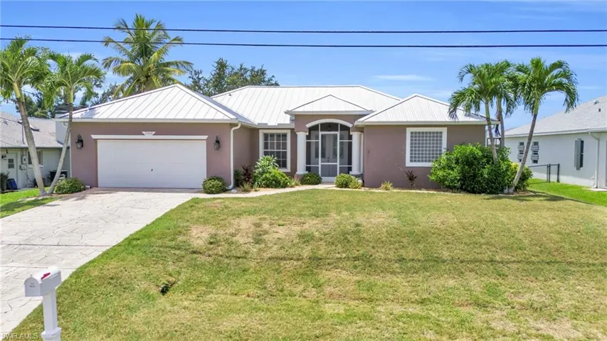 Welcome to 1918 SW 15th Ave :)