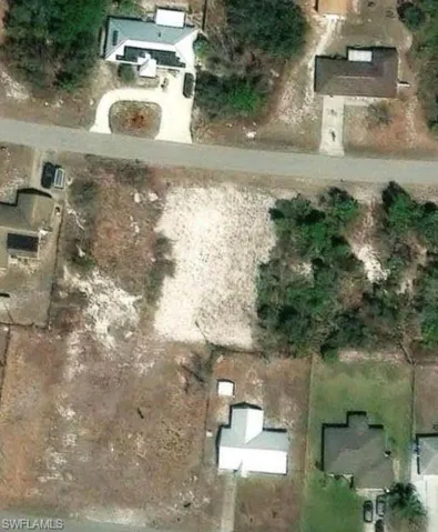 126 Loquat Rd Nw, Lake Placid, Florida 33852
