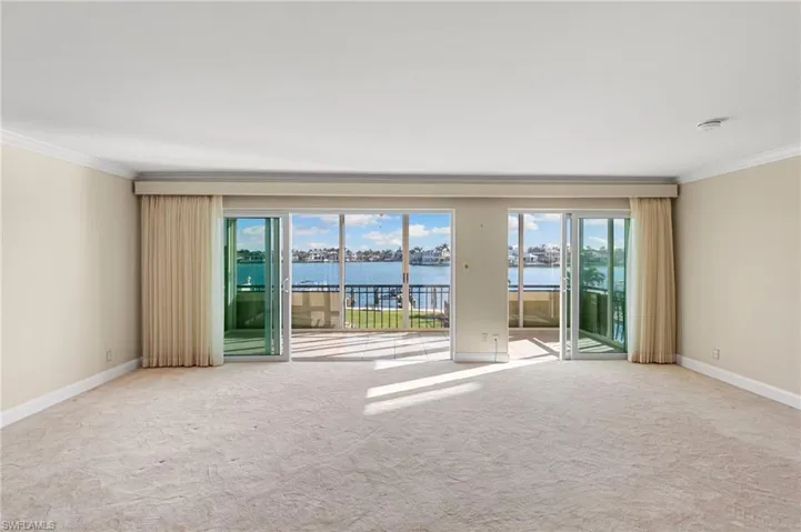 Great Room - vacant with beautiful bay view