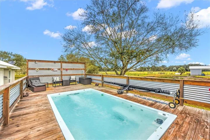 2010  Frontier  CIR, Labelle, FL 33935