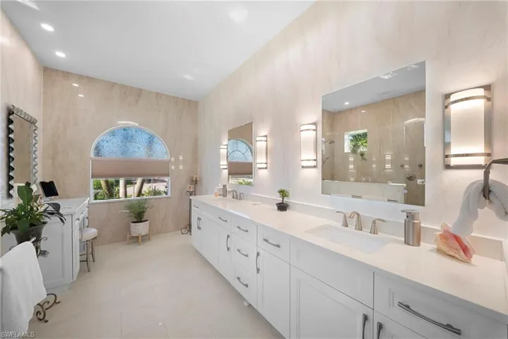 9230  Gypsum  WAY, Naples, FL 34120