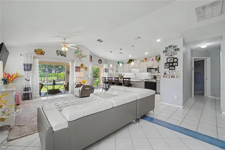 15212 Palm Isle Dr, Fort Myers, Florida 33919