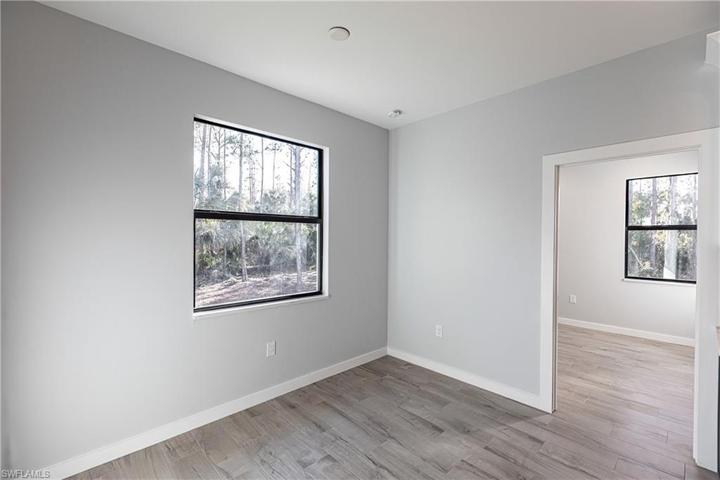 416  Shady Hollow E BLVD, Naples, FL 34120