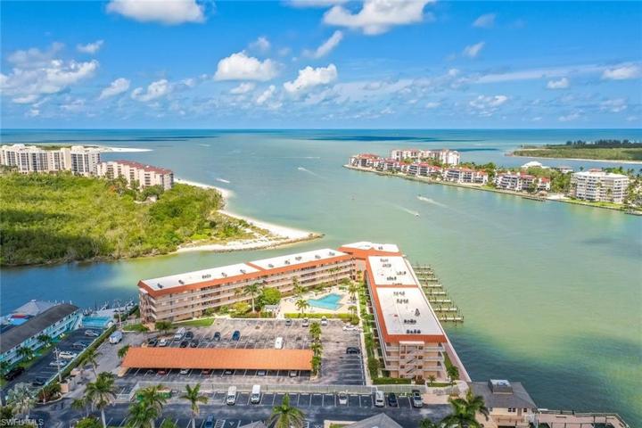 Ville de Marco West to the Gulf of Mexico
