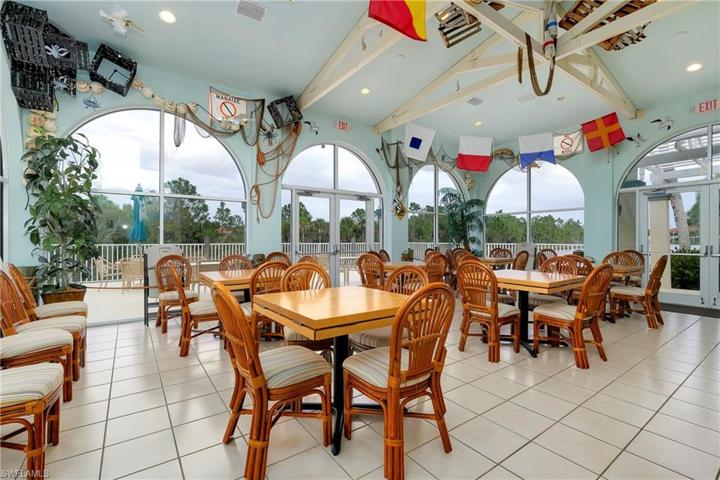 Boat House Roomm