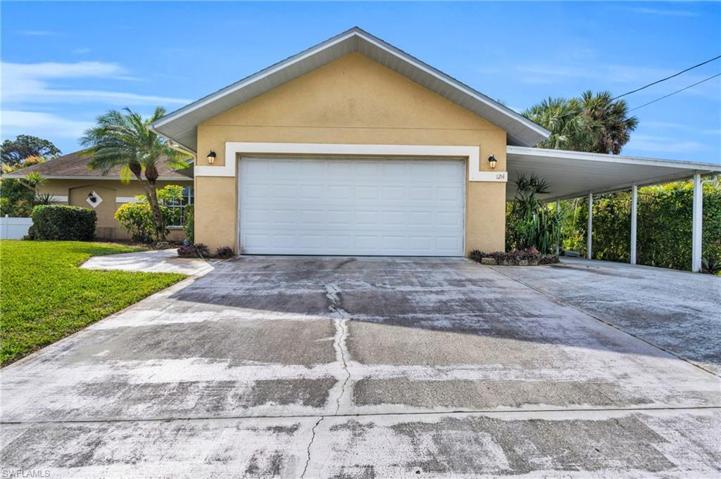 1214 Albemarle CIR, LEHIGH ACRES FL 33936