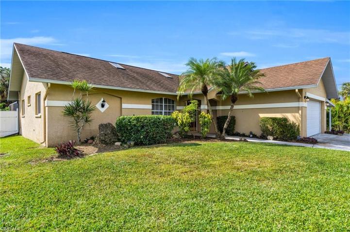 1214 Albemarle CIR, LEHIGH ACRES FL 33936