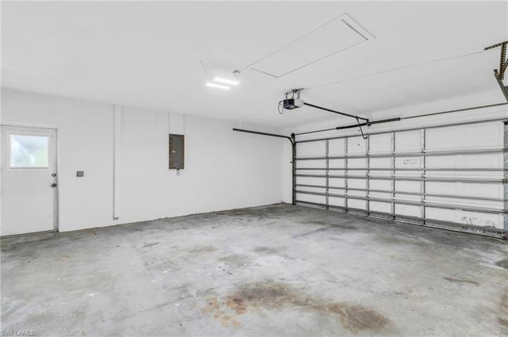 1214 Albemarle CIR, LEHIGH ACRES FL 33936