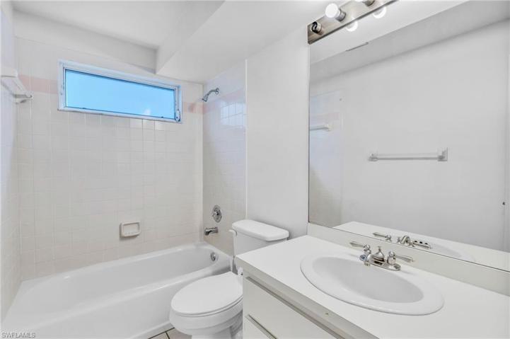 1214 Albemarle CIR, LEHIGH ACRES FL 33936