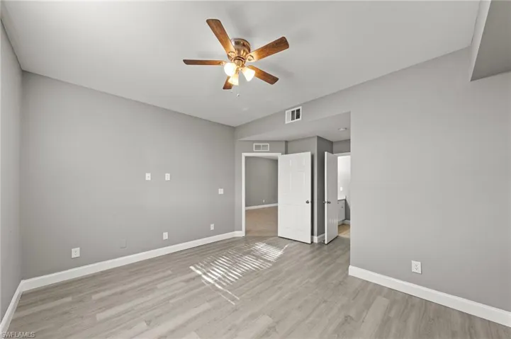 4109  Bellasol  CIR, Fort Myers, FL 33916