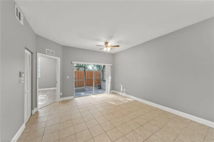 4109  Bellasol  CIR, Fort Myers, FL 33916