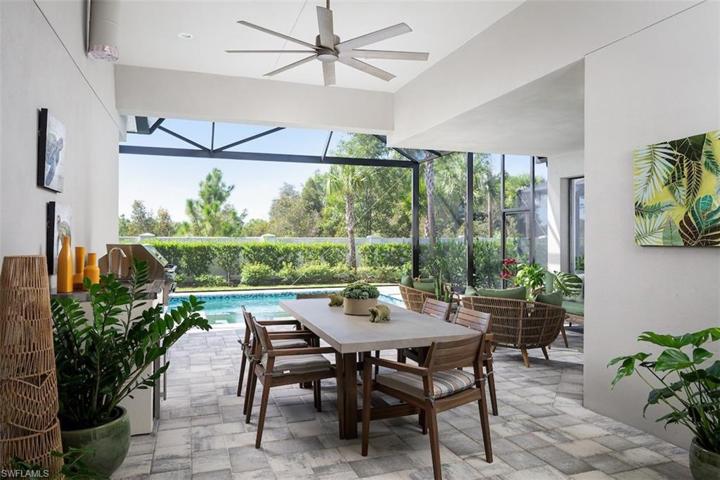 Al fresco dining and summer kitchen