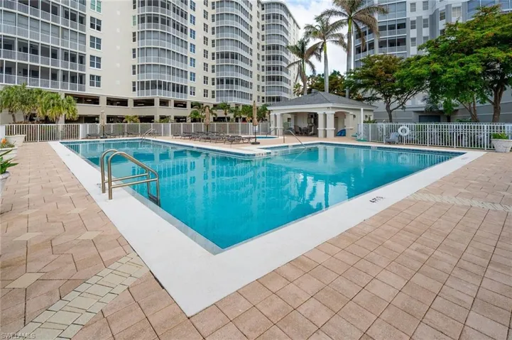 Community Pool-Spa II