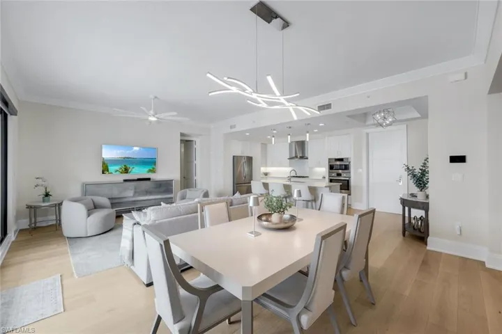 1135 3rd Ave S 518, Naples, Florida 34102