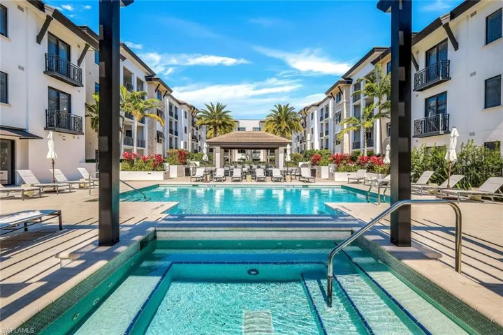 1135 3rd Ave S 518, Naples, Florida 34102