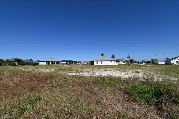 216 Sw 20th St, Cape Coral, Florida 33991