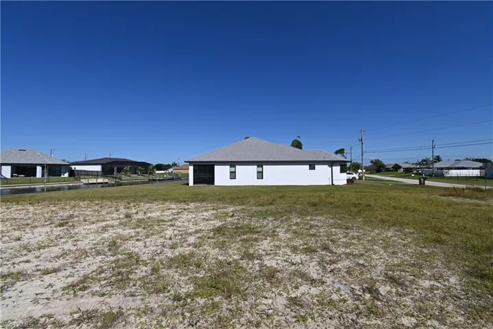 216 Sw 20th St, Cape Coral, Florida 33991
