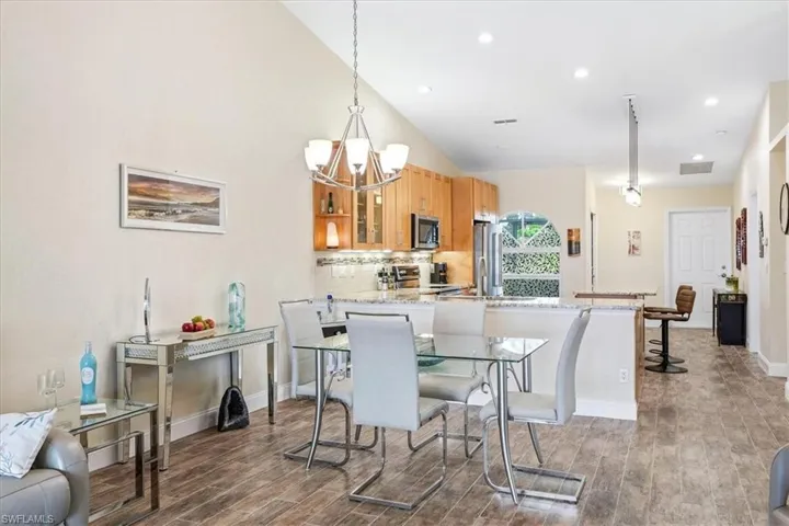 2266 Stacil Cir, Naples, Florida 34109