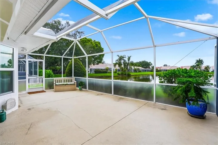 2266 Stacil Cir, Naples, Florida 34109