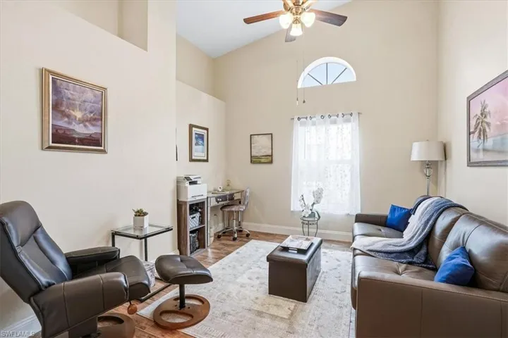 2266 Stacil Cir, Naples, Florida 34109