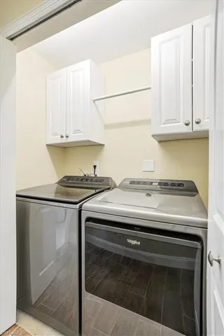 2266 Stacil Cir, Naples, Florida 34109