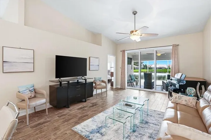 2266 Stacil Cir, Naples, Florida 34109