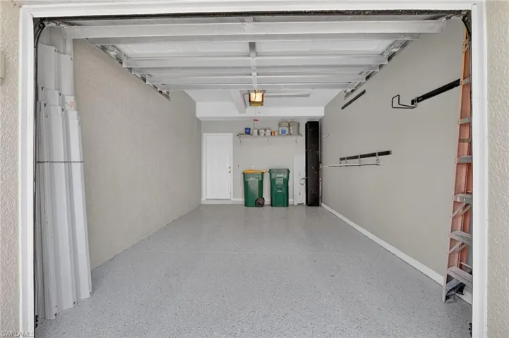 One-Car Garage