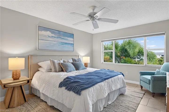 Guest Bedroom ensuite with amazing view