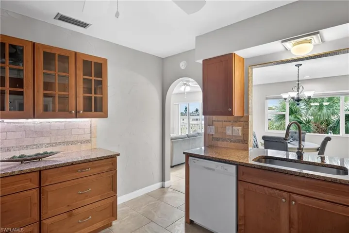 Updated Kitchen with passthrough