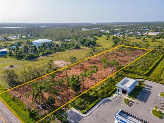 Aerial view of property's location featuring property boundaries highlighted