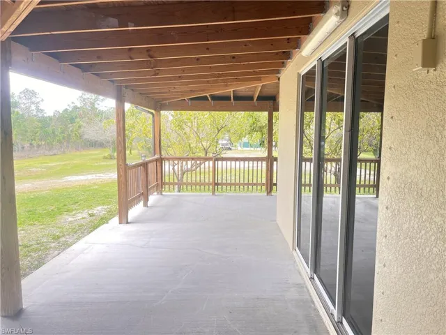 5945  Desoto N BLVD, Naples, FL 34120