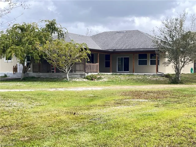 5945  Desoto N BLVD, Naples, FL 34120
