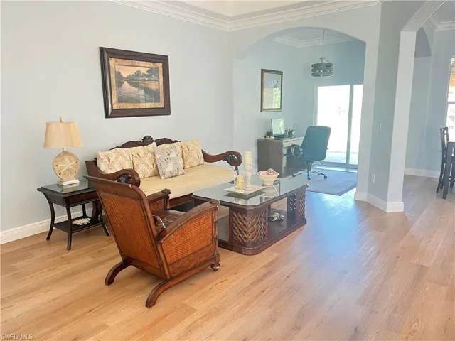 5945  Desoto N BLVD, Naples, FL 34120