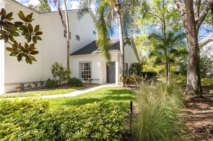 1125  Partridge  CIR, Naples, FL 34104
