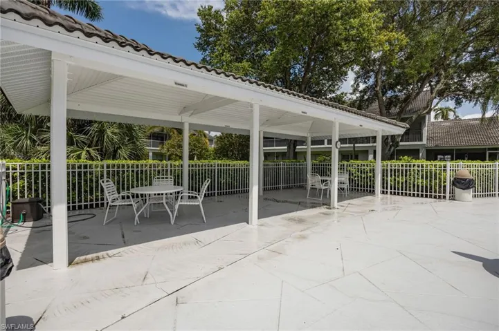 1125  Partridge  CIR, Naples, FL 34104