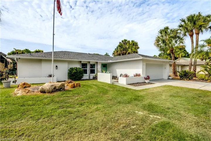 1214 Baldwin Pl, Lehigh Acres, Florida 33936