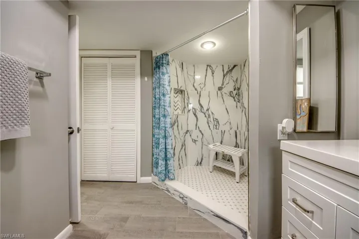 1214 Baldwin Pl, Lehigh Acres, Florida 33936