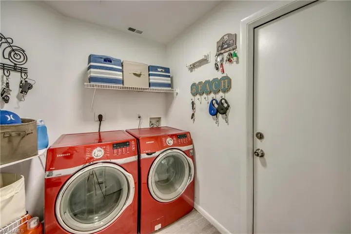 1214 Baldwin Pl, Lehigh Acres, Florida 33936