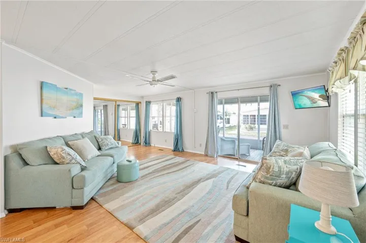 3073  Longview  LN, North Fort Myers, FL 33917