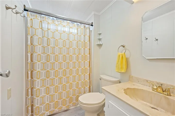 3073  Longview  LN, North Fort Myers, FL 33917