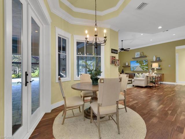Breakfast Nook