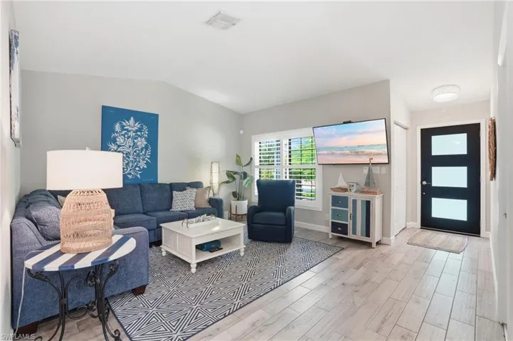 764 94th Ave N, Naples, Florida 34108