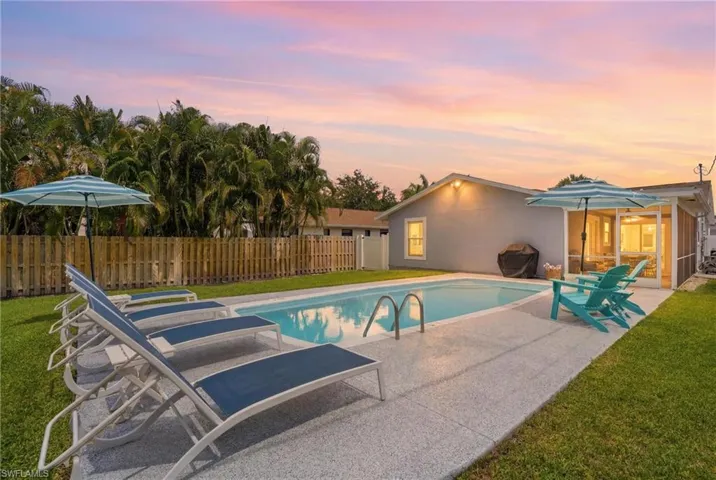 764 94th Ave N, Naples, Florida 34108