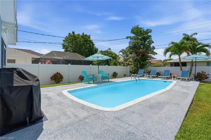 764 94th Ave N, Naples, Florida 34108