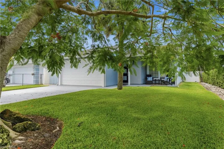 764 94th Ave N, Naples, Florida 34108