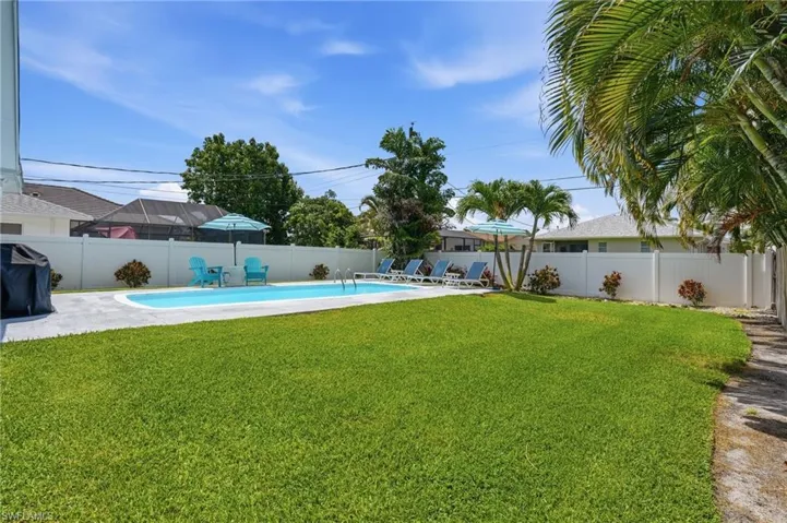 764 94th Ave N, Naples, Florida 34108