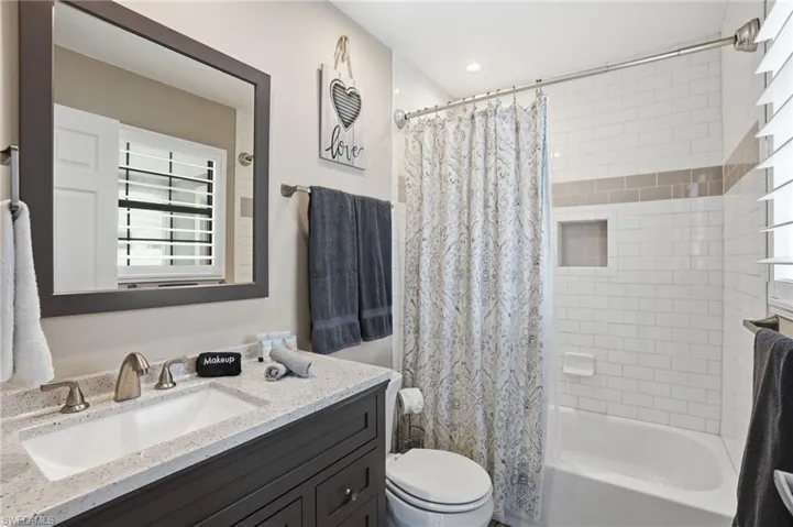 764 94th Ave N, Naples, Florida 34108