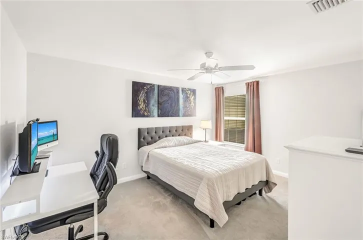 Spacious Guest Bedroom, for all the visitors that will be coming to see you in Paradise!